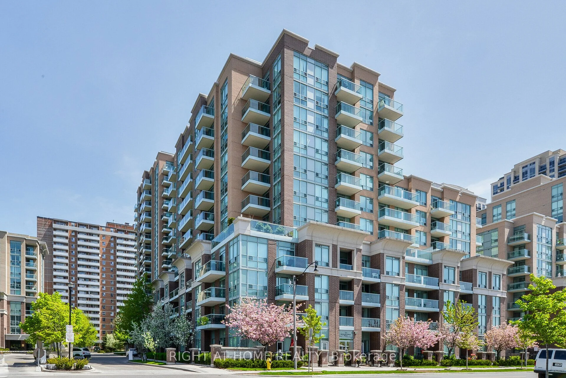 Condo Apartment in Toronto