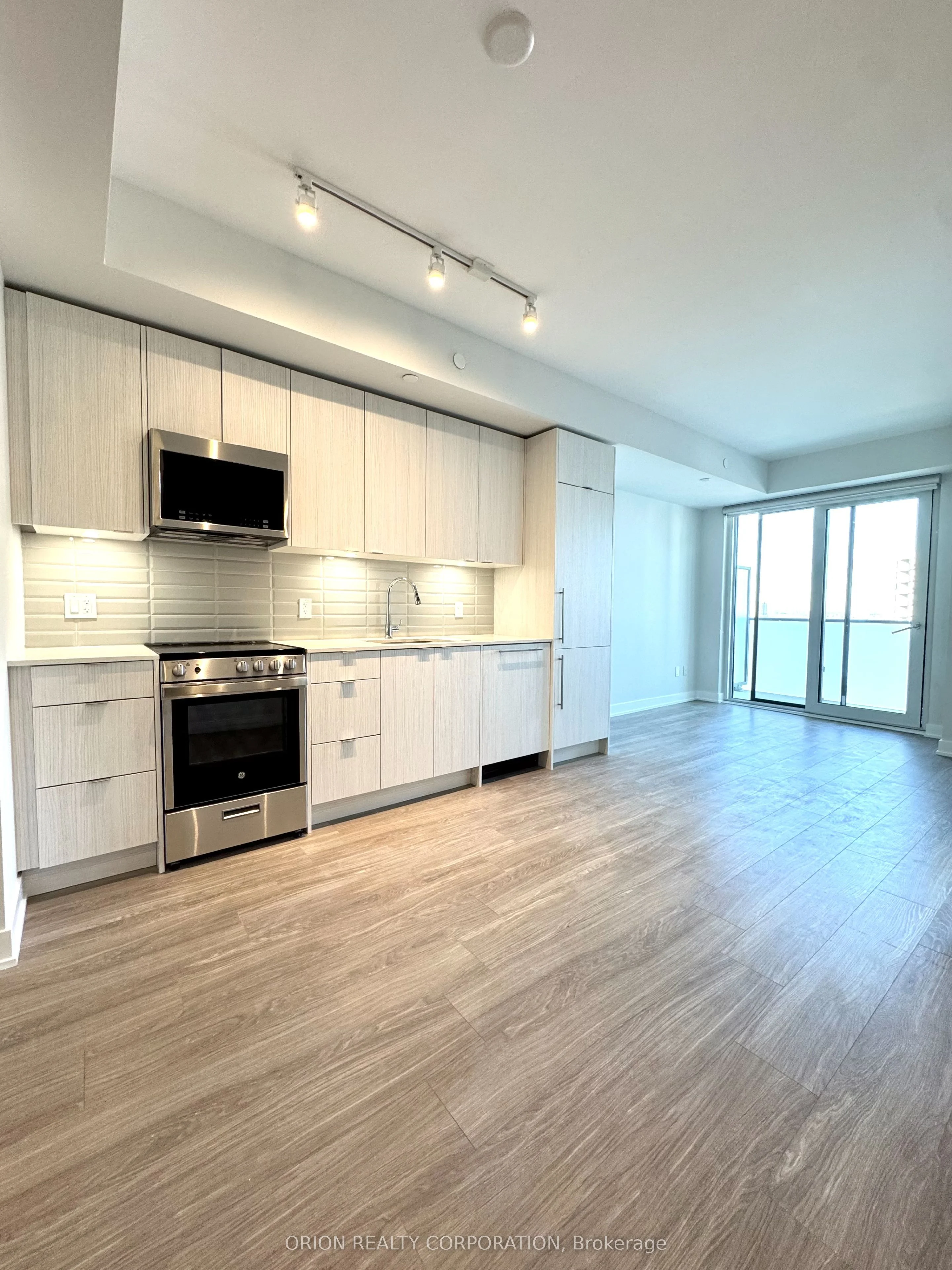 Condo Apartment in Mississauga