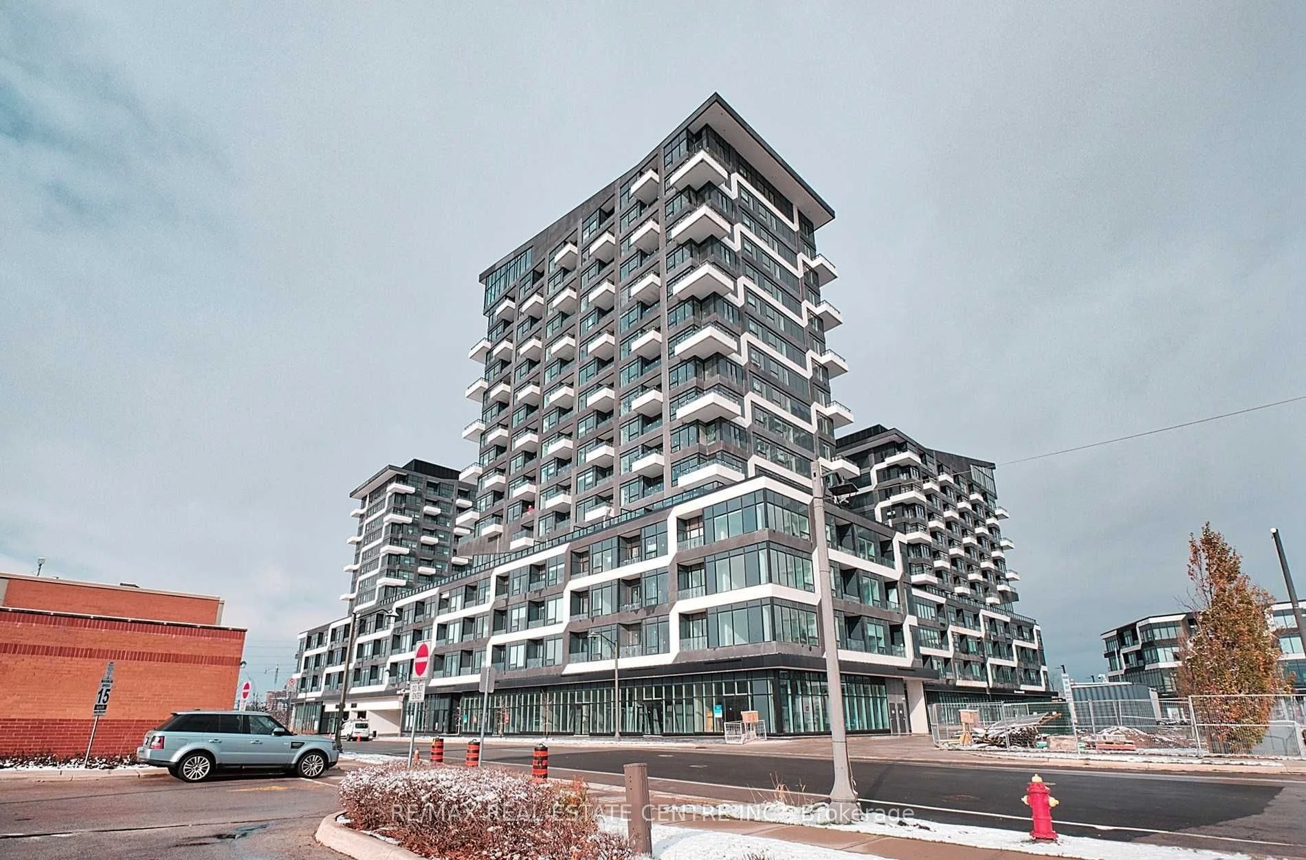 2481 Taunton Road 309, Oakville, On L6h 3r7