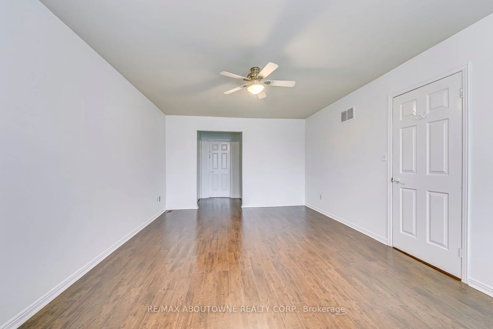 1269 ABBEY Court, Burlington, ON L7P 3R4