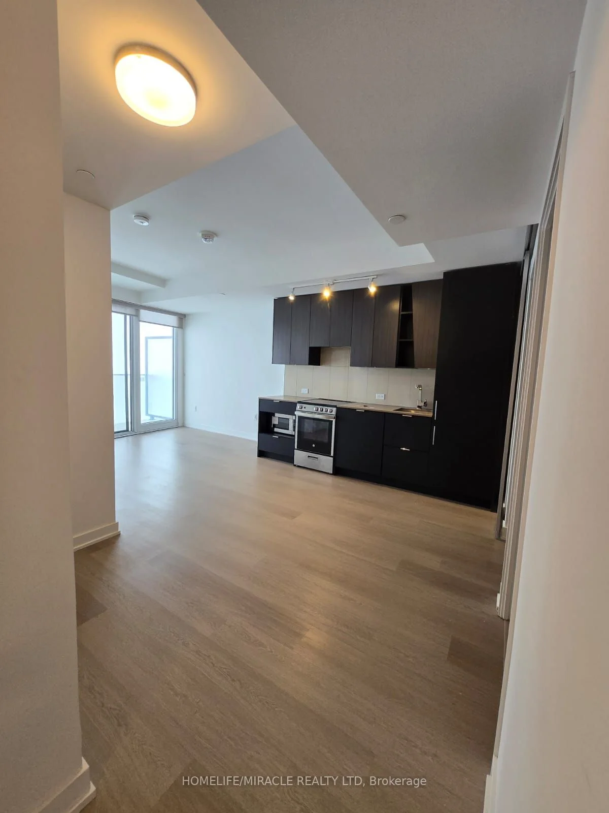 3883 Quartz Road 5106, Mississauga, On L5b 0m4