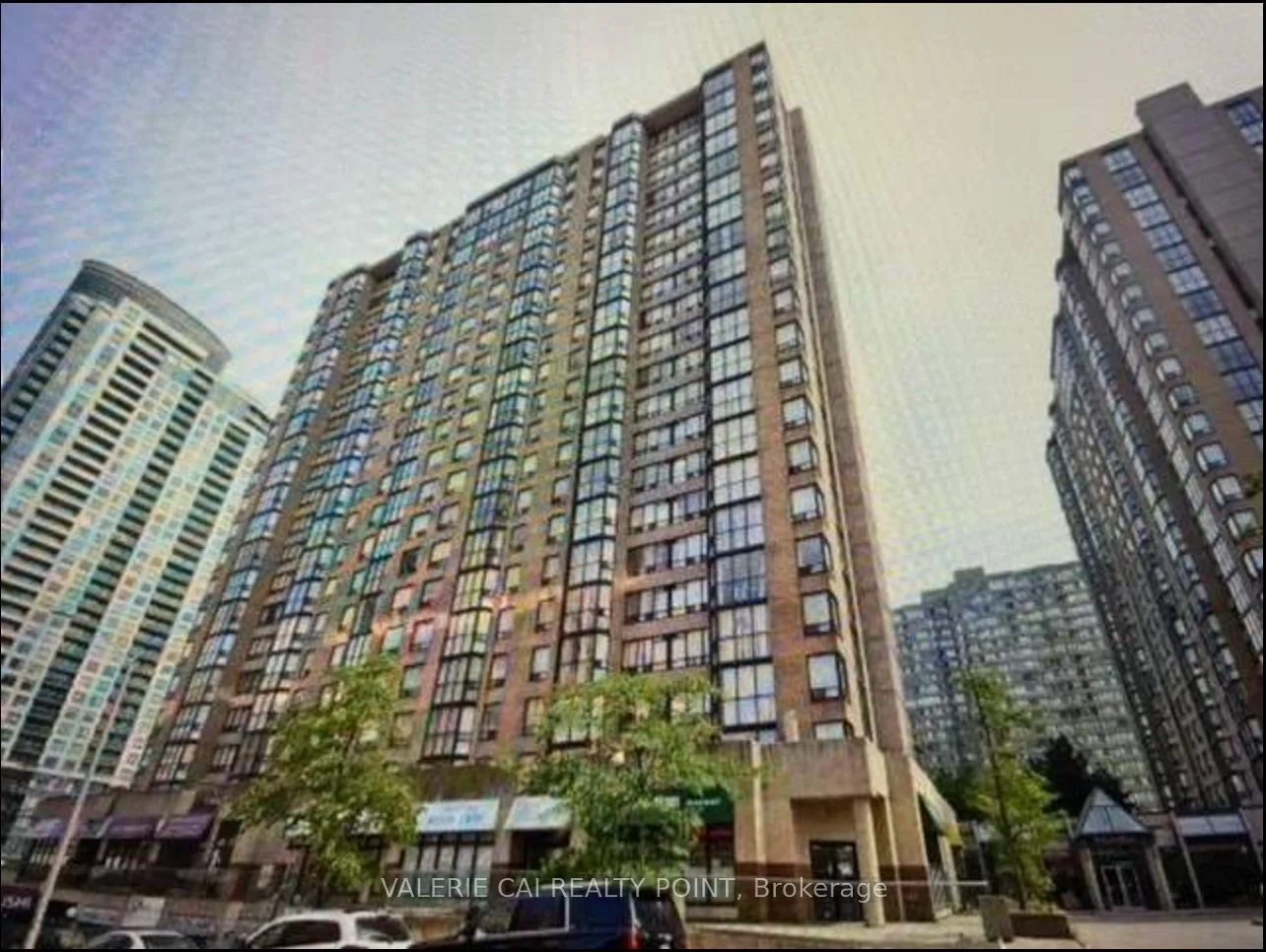265 Enfield Place 709, Mississauga, On L5b 3y6