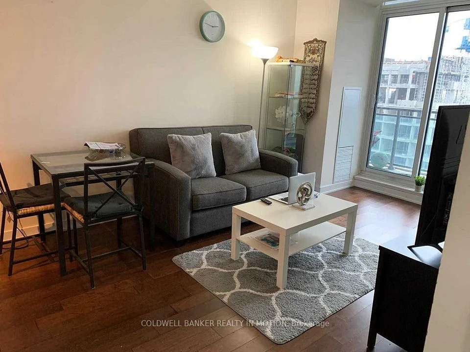 4070 Confederation Parkway 3506, Mississauga, ON L5B 0E9