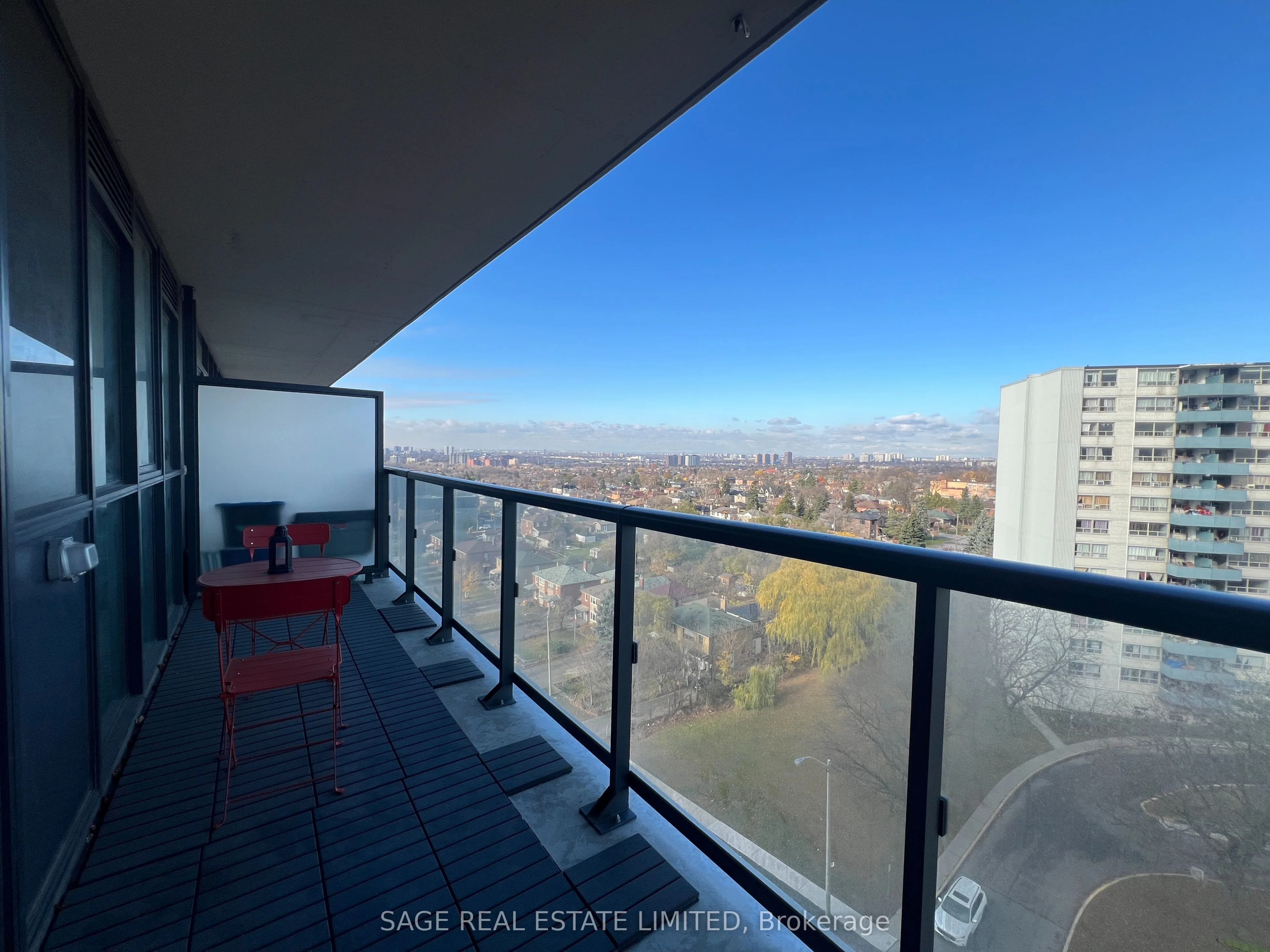 Condo Apartment in Toronto