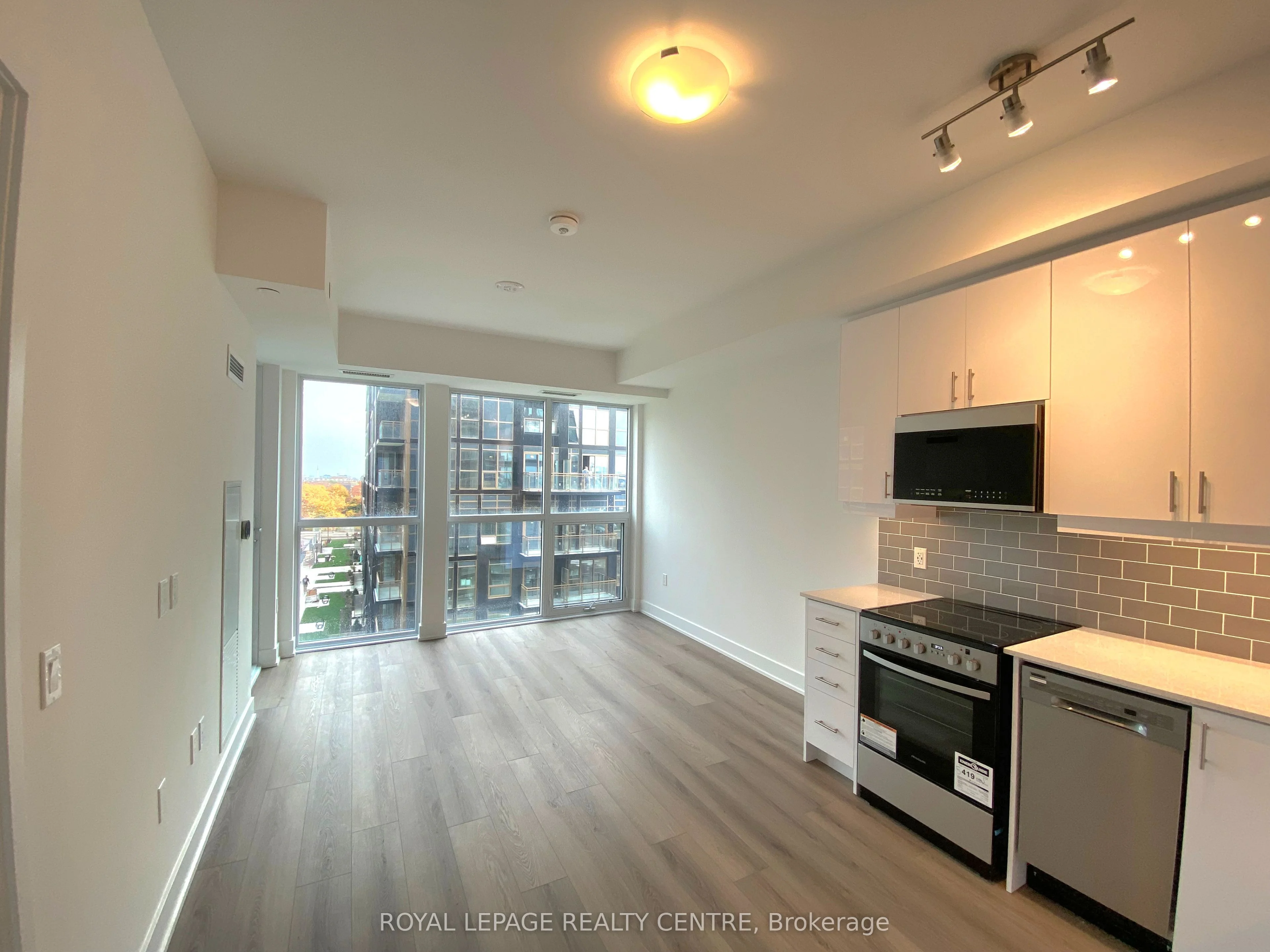 2343 Khalsa Gate 505, Oakville, ON L6M 5R6