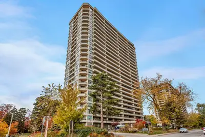 Condo Apartment in Toronto