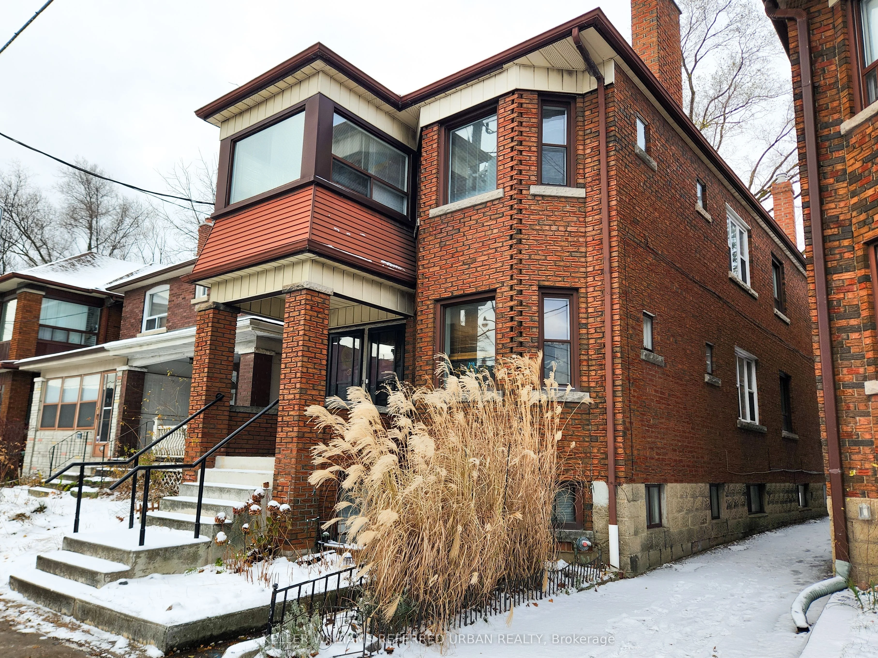 378 Jane Street Main, Toronto W02, On M6s 3z5