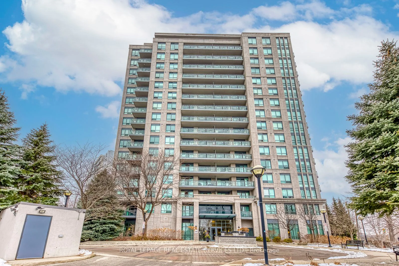38 Fontenay Court 607, Toronto W08, On M9a 5h5