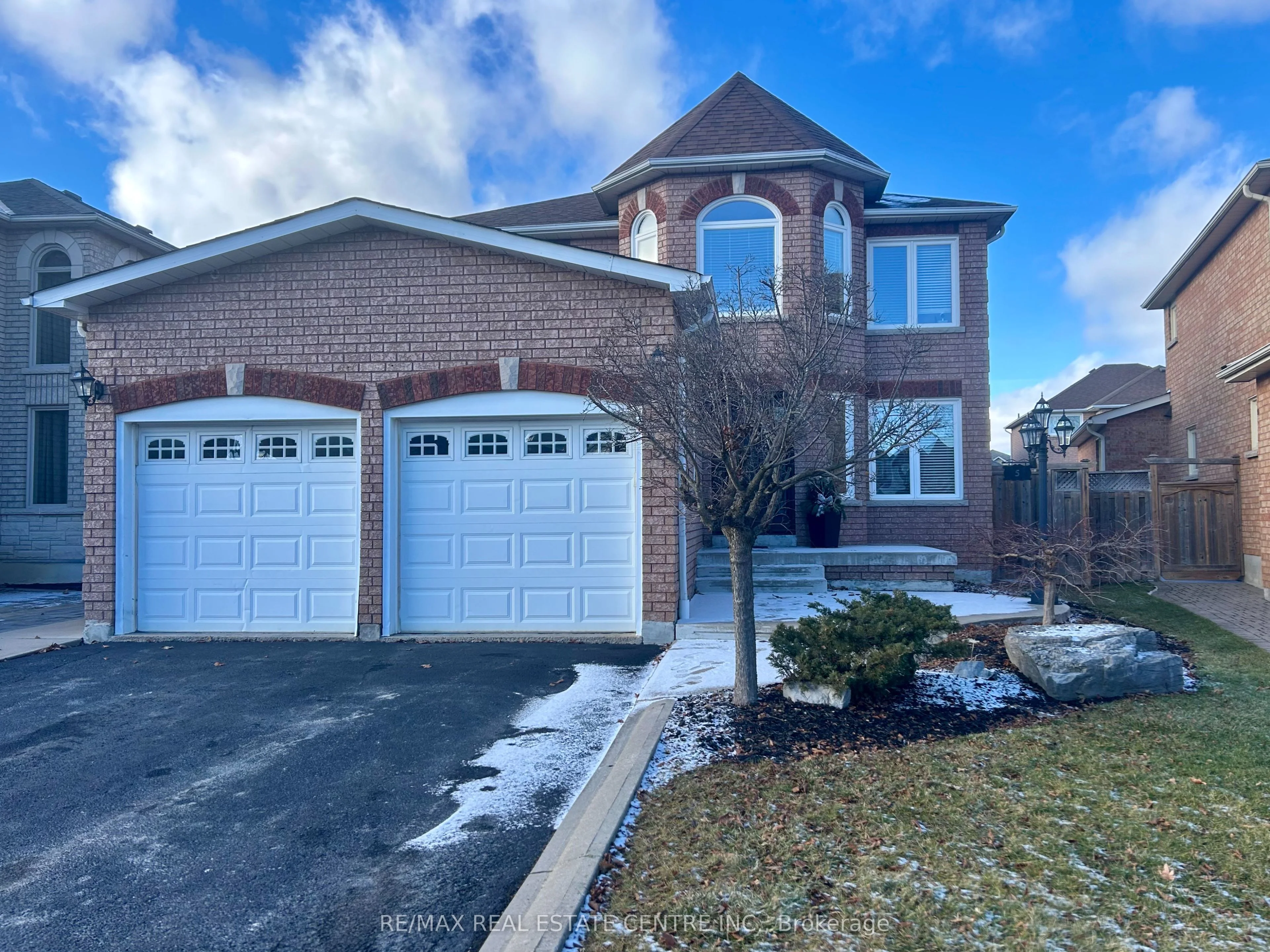 Detached in Caledon