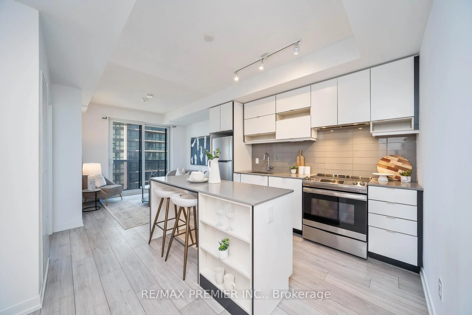 4065 Confederation Parkway 3501, Mississauga, On L5b 0l4