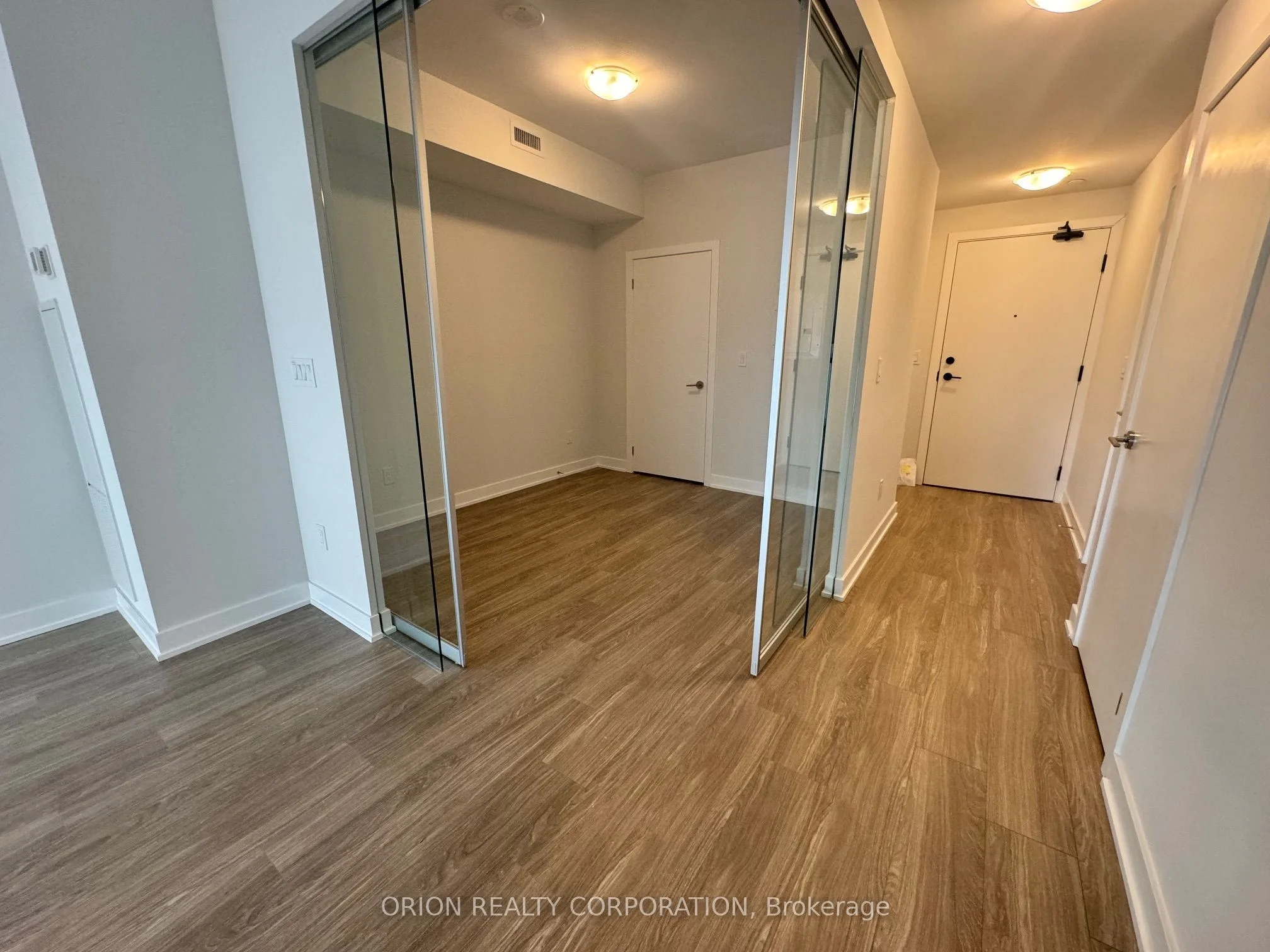 4130 Parkside Village Drive 1309, Mississauga, On L5b 3m8
