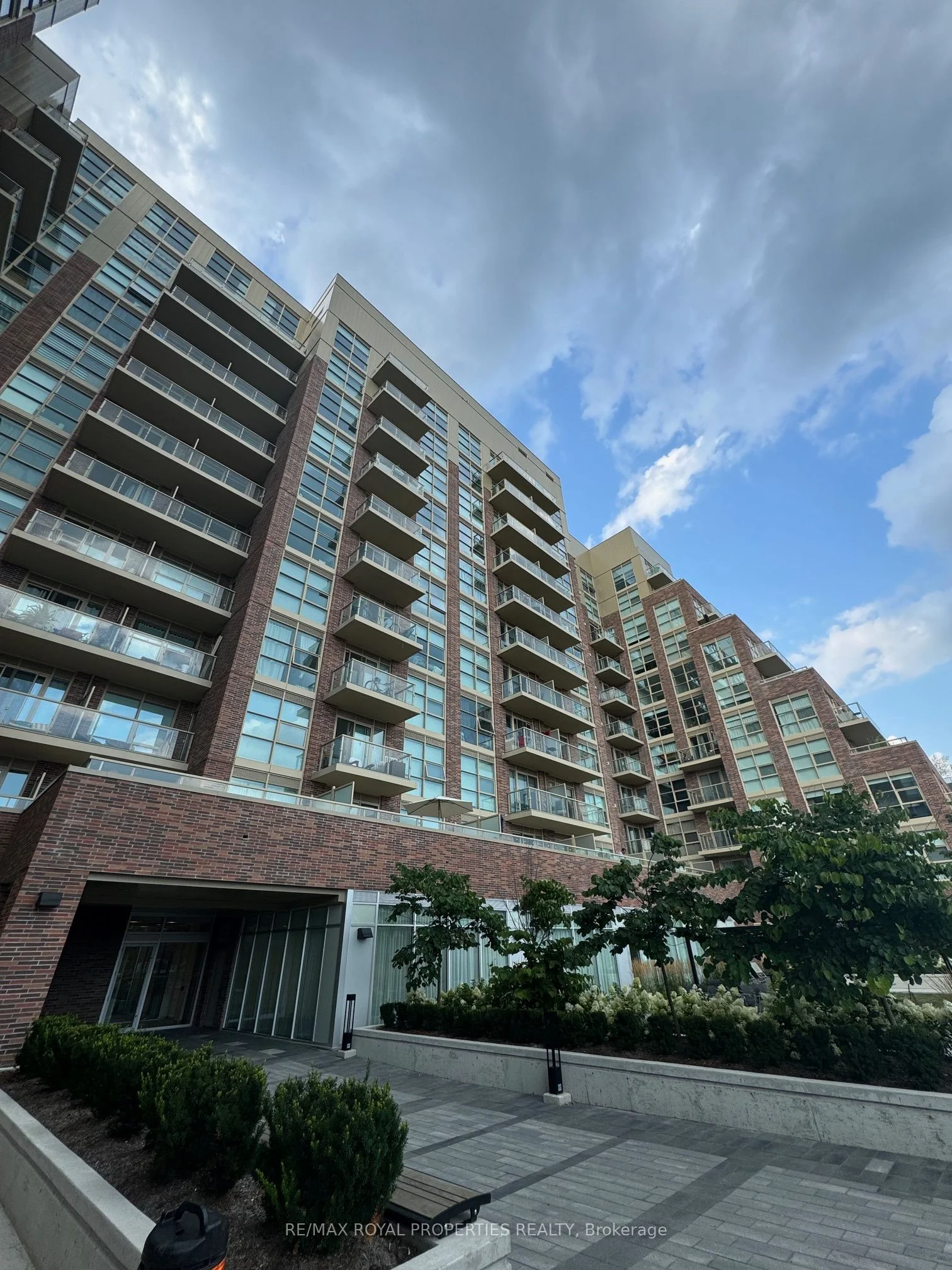 1787 St Clair Avenue W 509, Toronto W03, On M6n 0b7