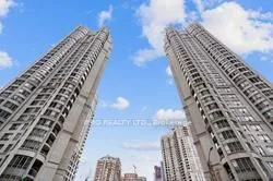 Condo Apartment in Mississauga