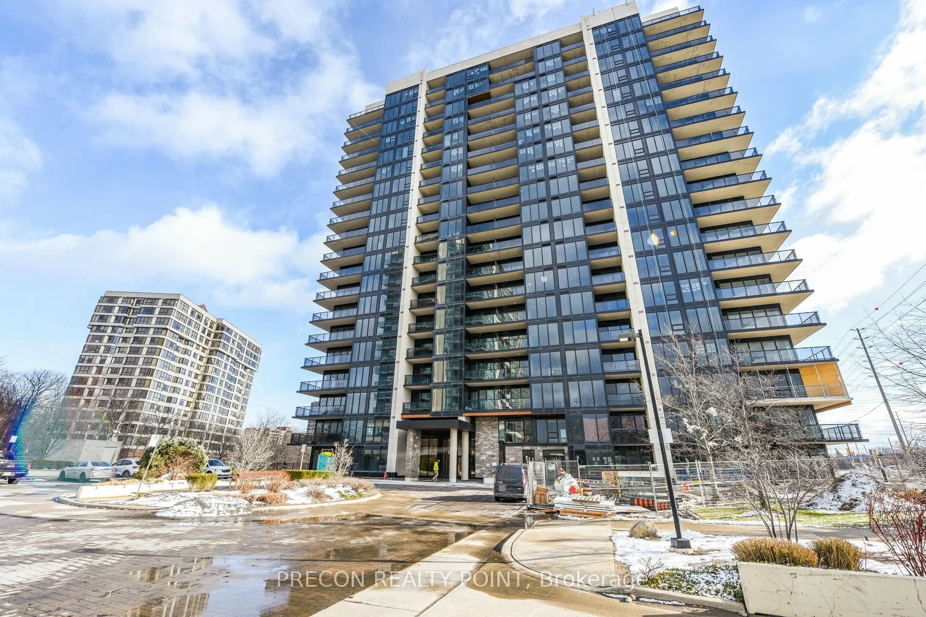 Condo Apartment in Mississauga