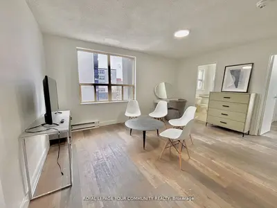 2475 Dufferin Street W B, Toronto W04, On M6b 3p9
