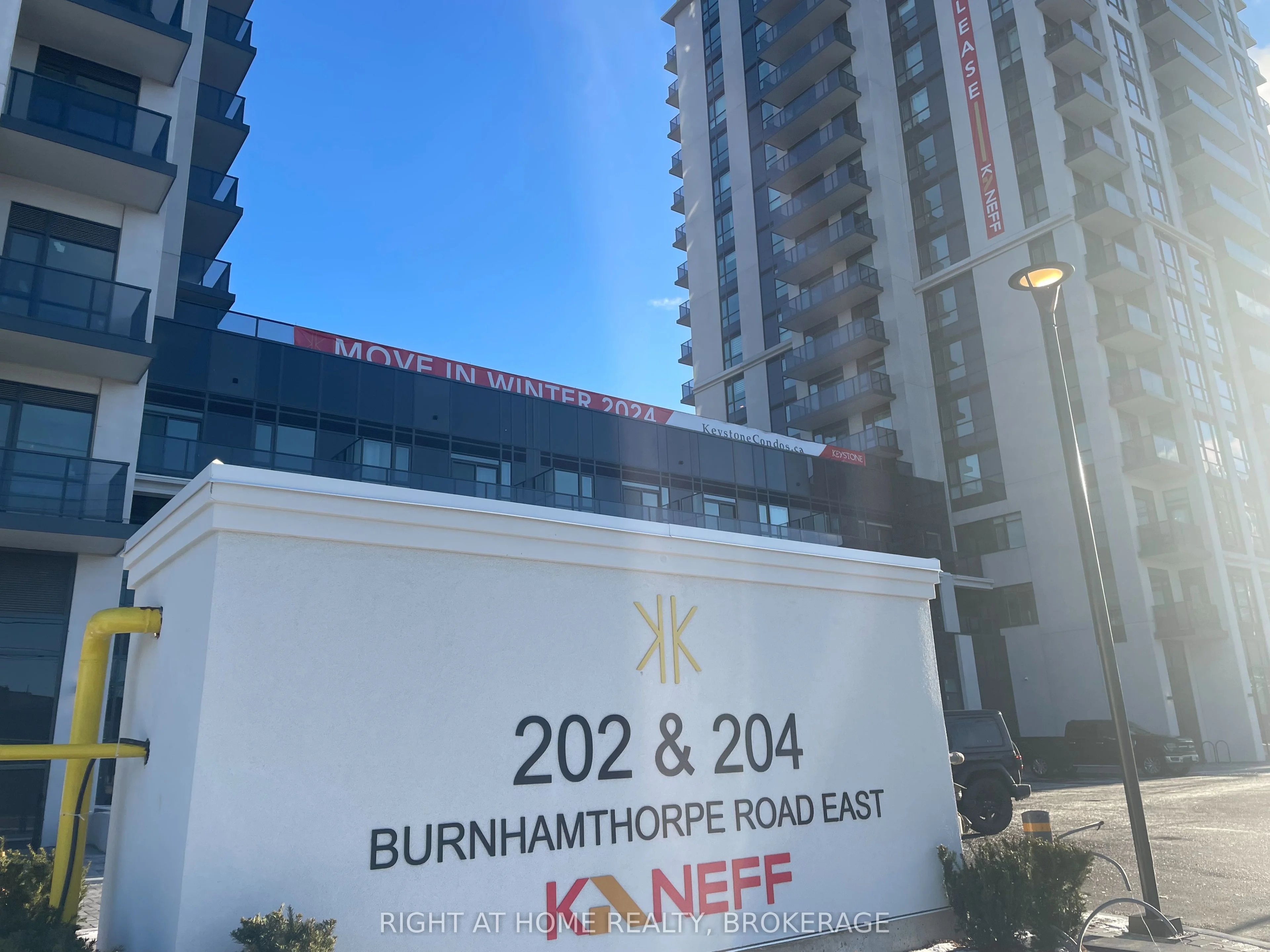 Condo Apartment in Mississauga