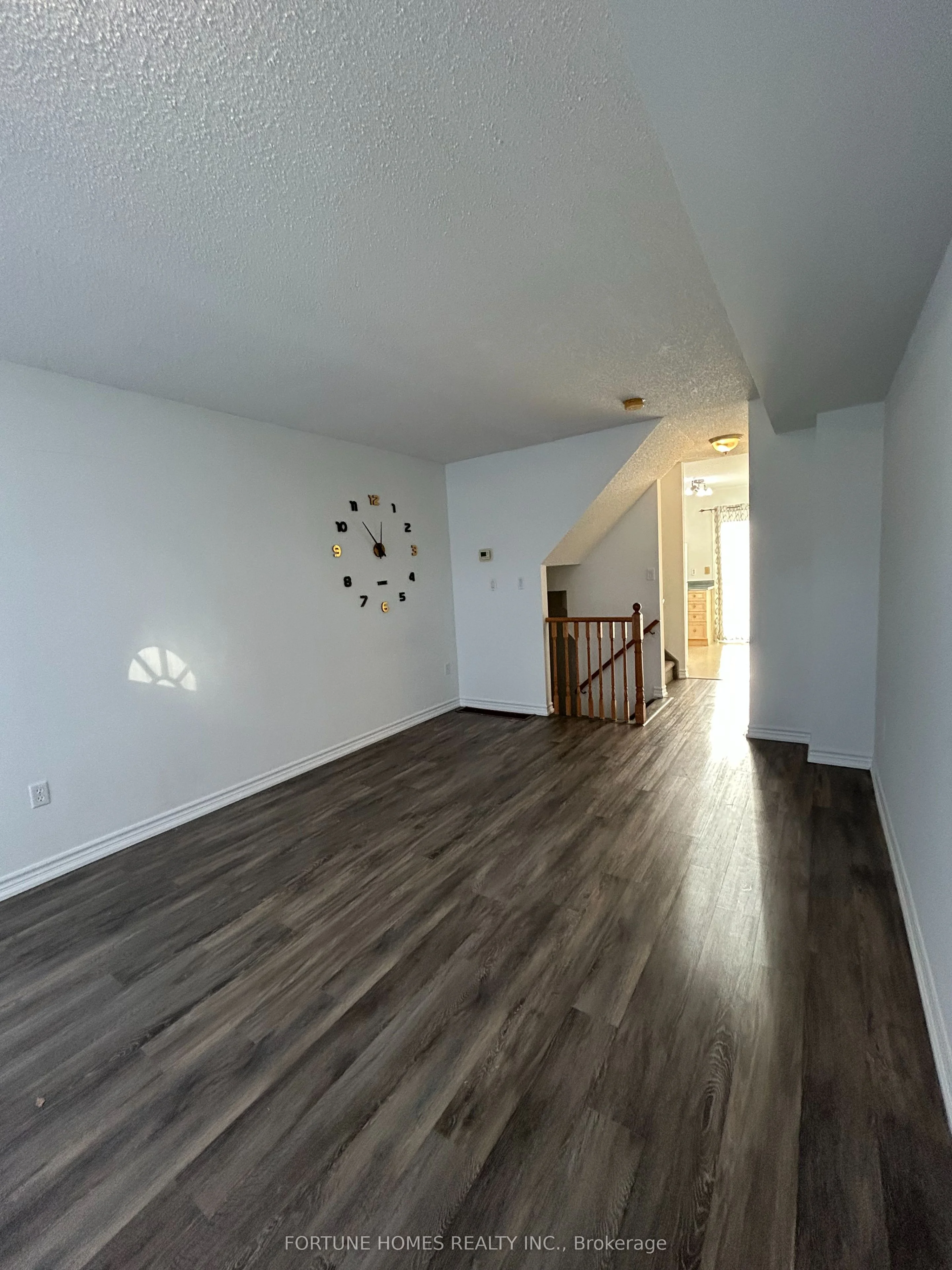 75 Strathaven Drive 30, Mississauga, ON L5R 3W1