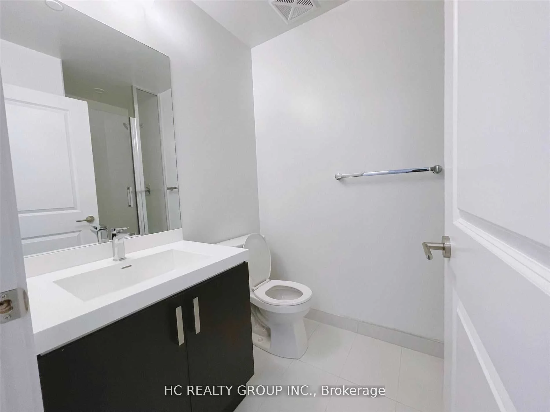 8 Nahani Way 2321, Mississauga, ON L4Z 4J8