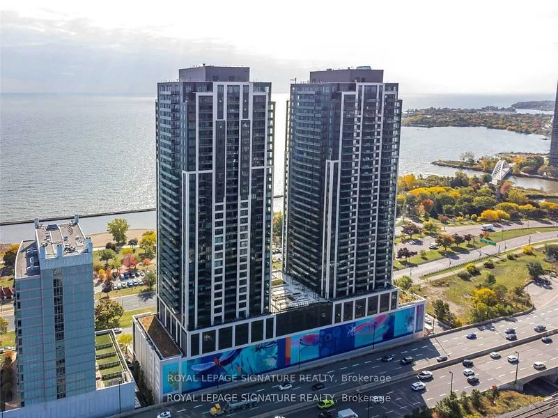 1928 Lakeshore Boulevard W 2215, Toronto W01, On M6s 1a1