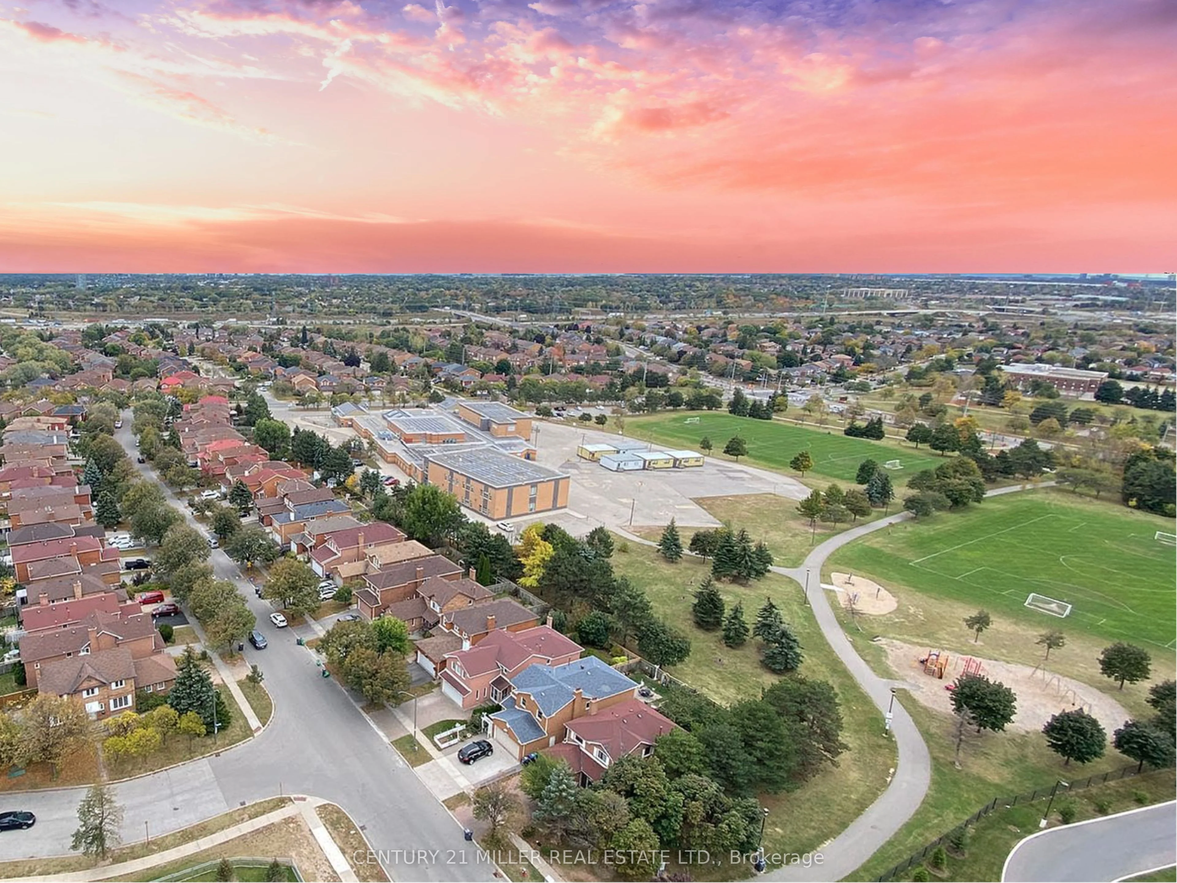 4655 Metcalfe Avenue B2108, Mississauga, On L5m 0z7