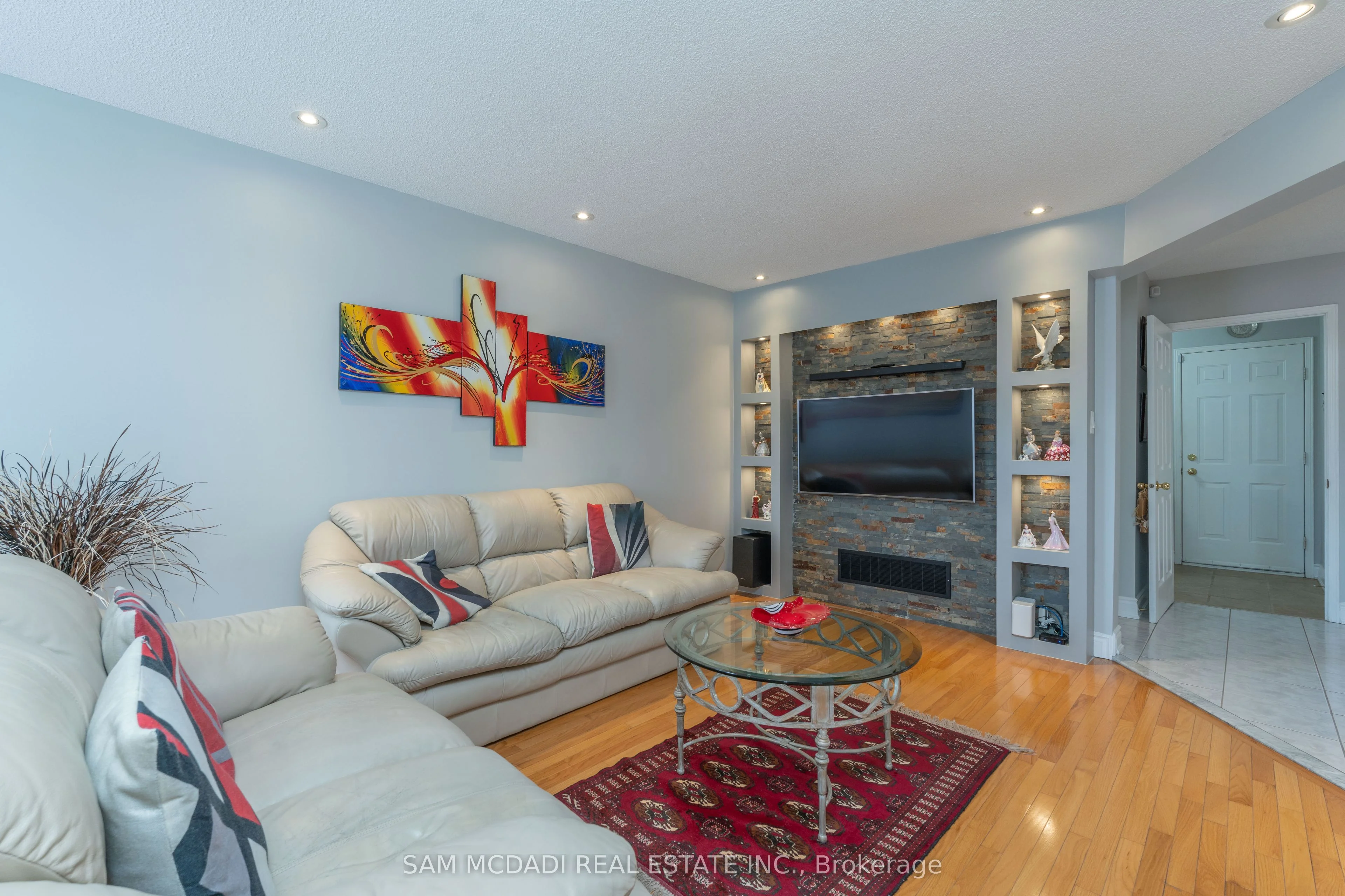7350 Black Walnut Trail, Mississauga, ON L5N 7M1