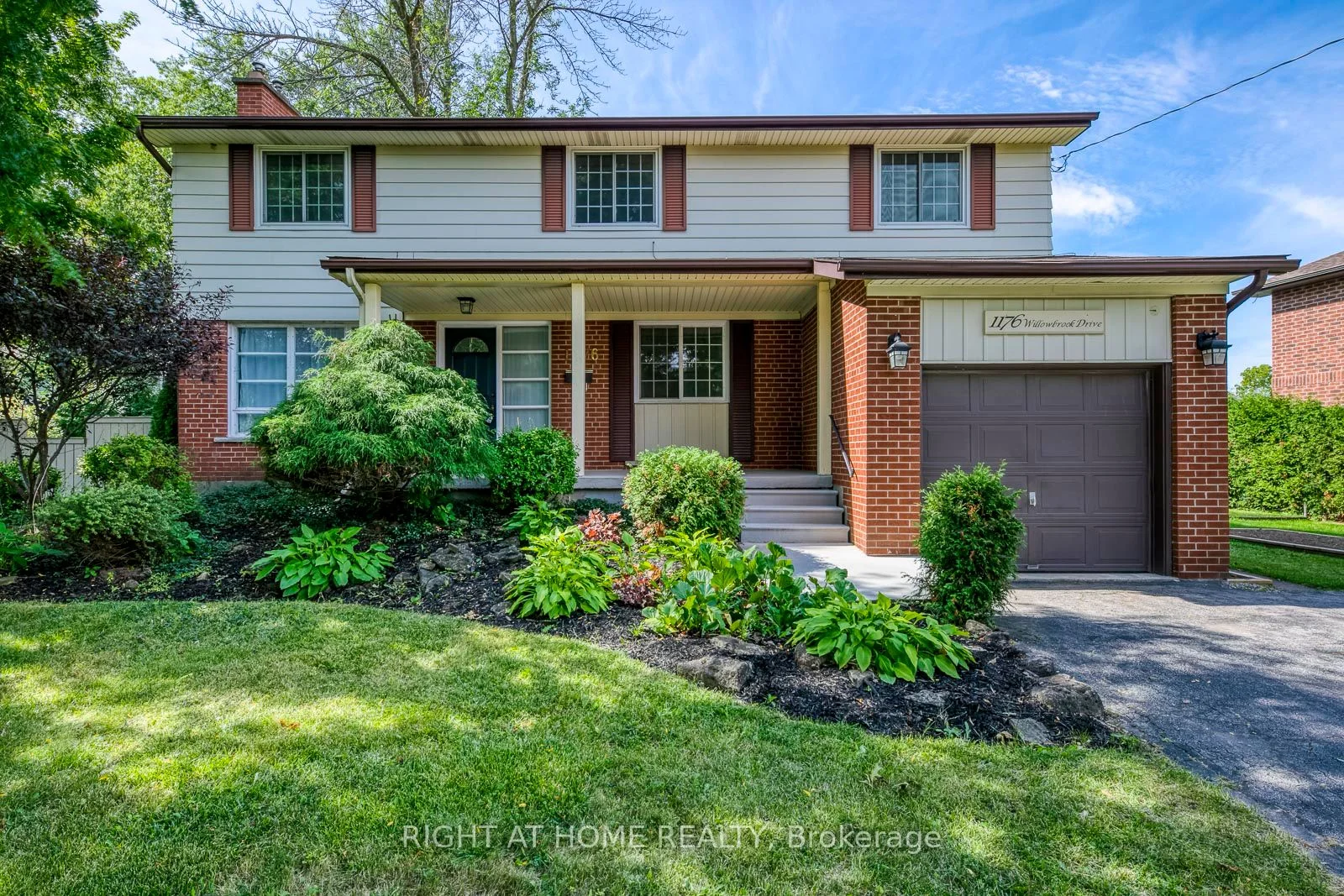 Detached in Oakville