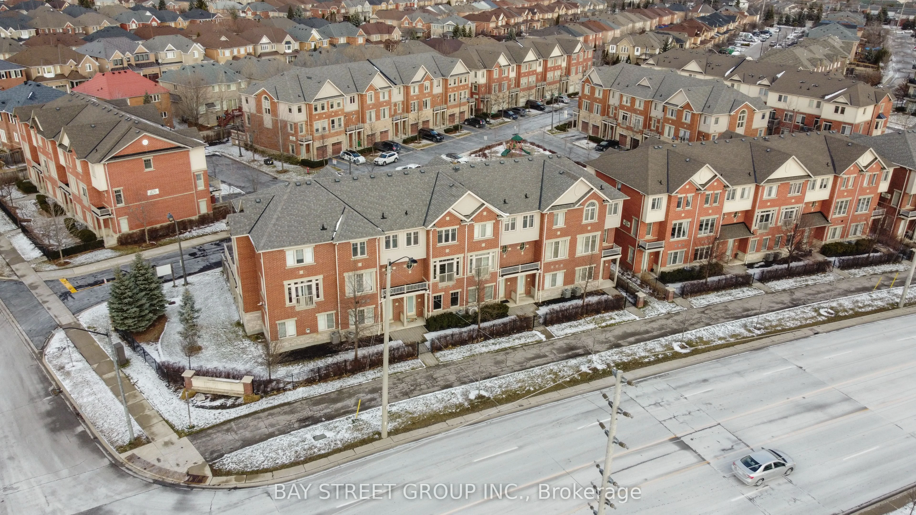Condo Townhouse in Mississauga