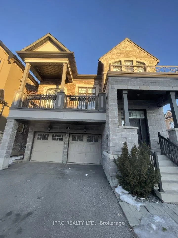 Detached in Oakville