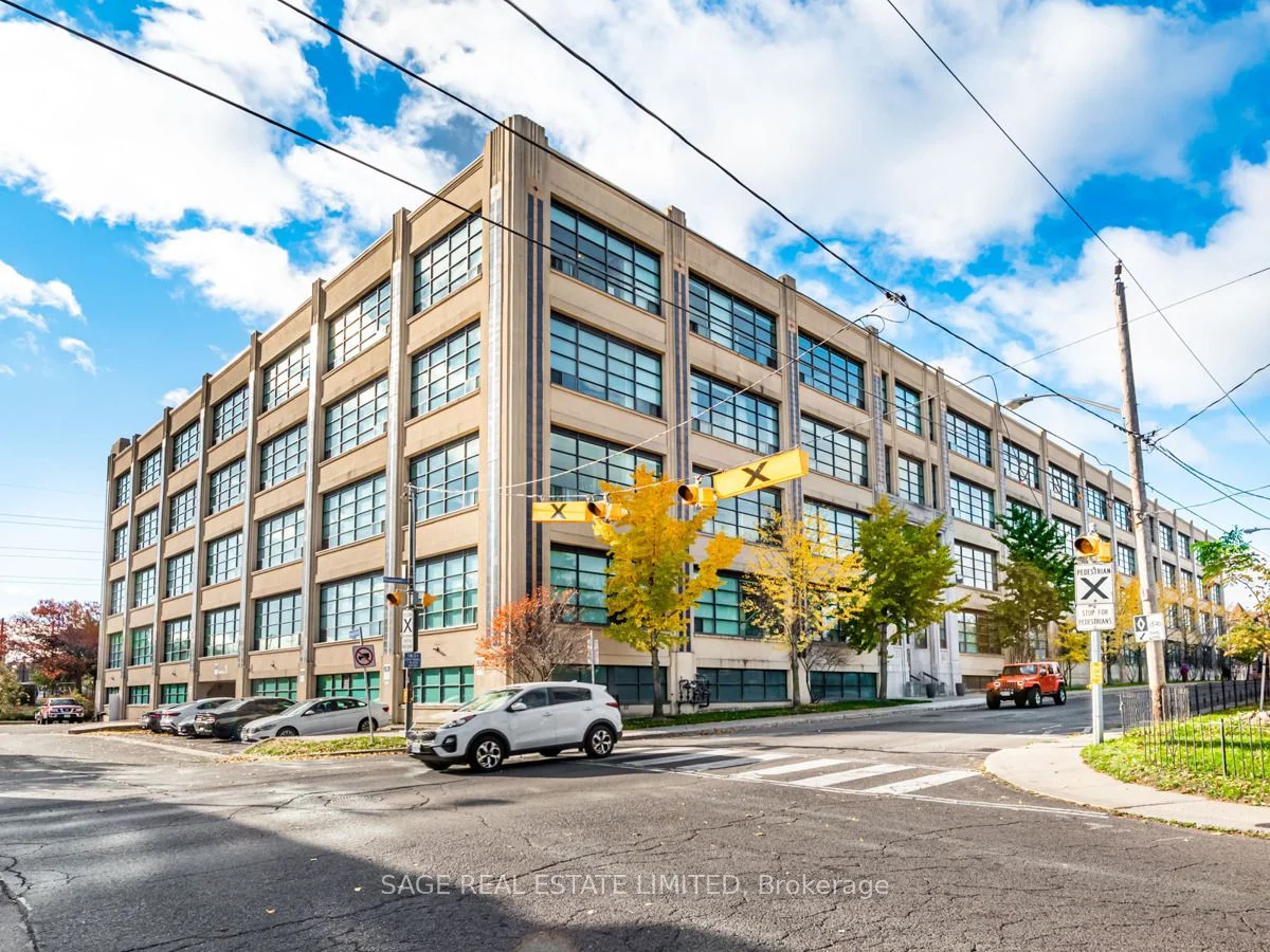 Condo Apartment in Toronto