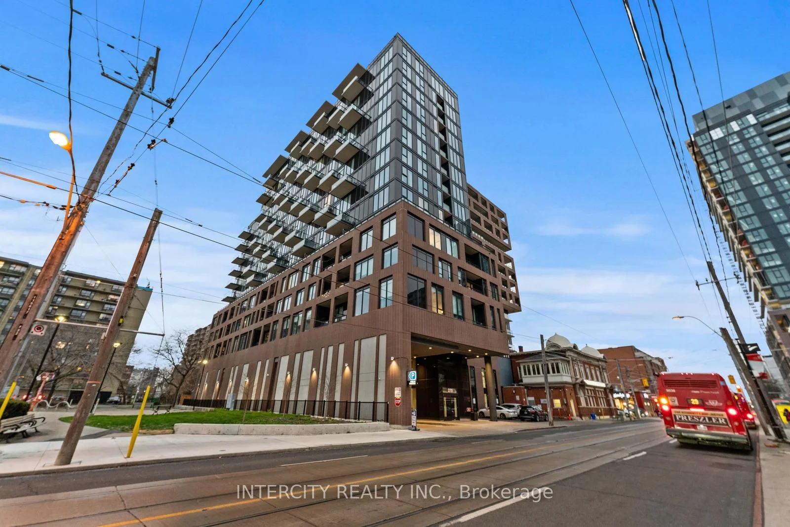 Condo Apartment in Toronto