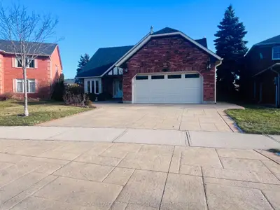 1417 Thistledown Road Upper, Oakville, On L6m 1y4