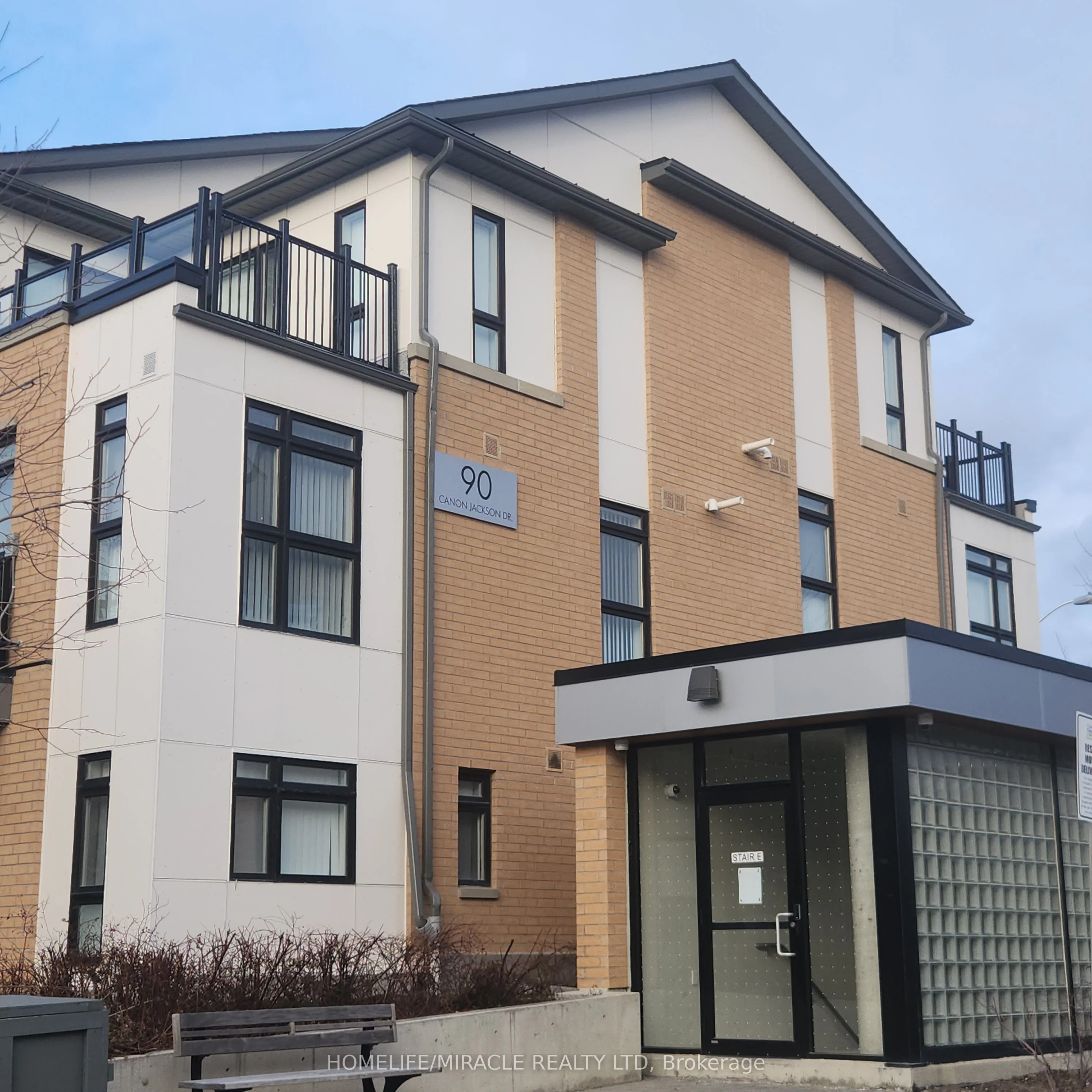 Condo Townhouse in Toronto