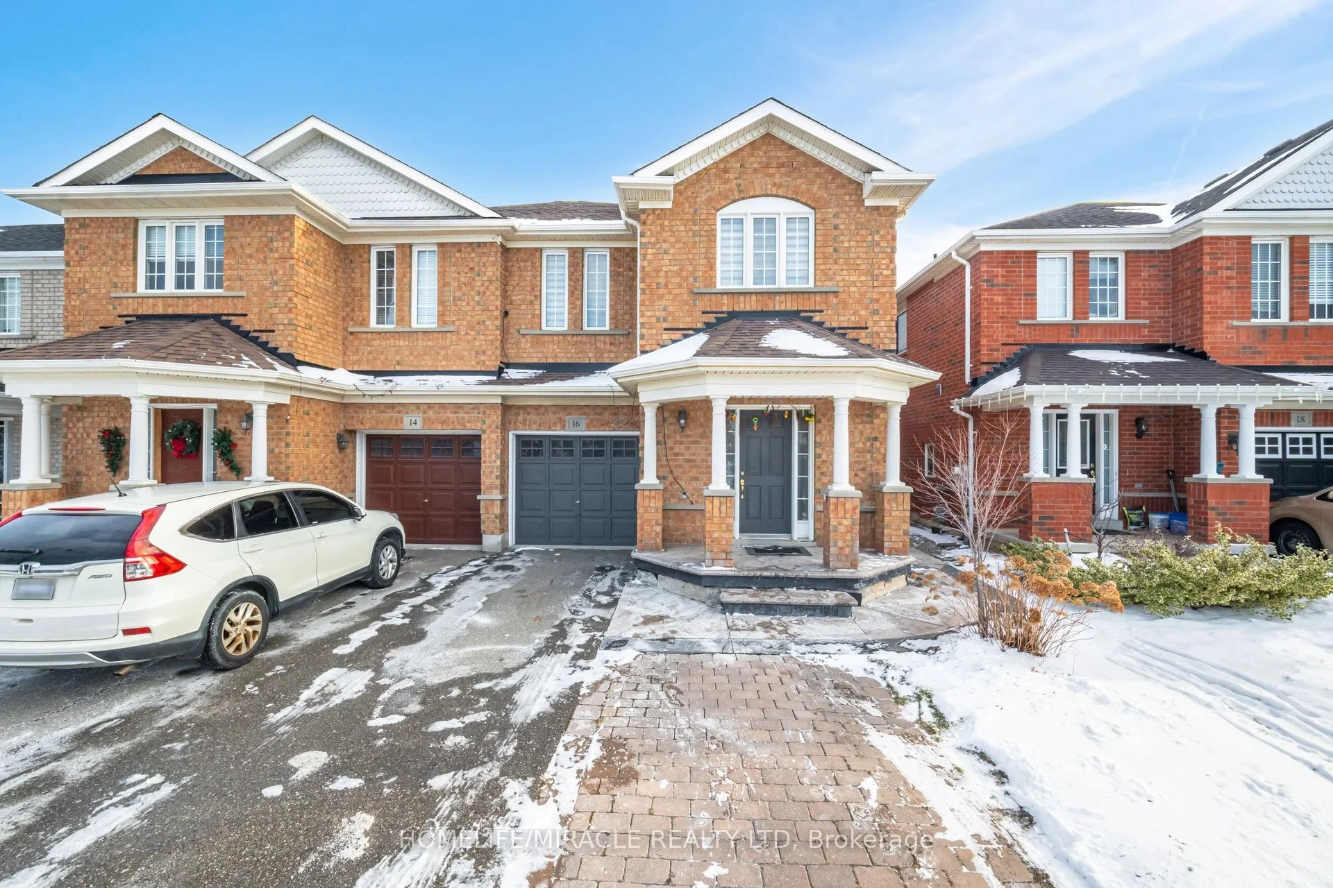 Semi-Detached in Brampton
