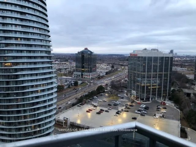Condo Apartment in Mississauga