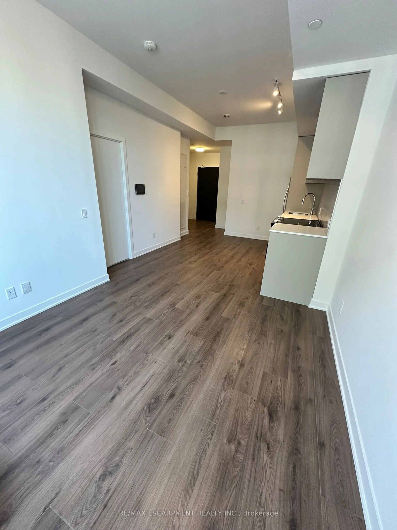 405 Dundas Street W 316, Oakville, On L6m 4p9