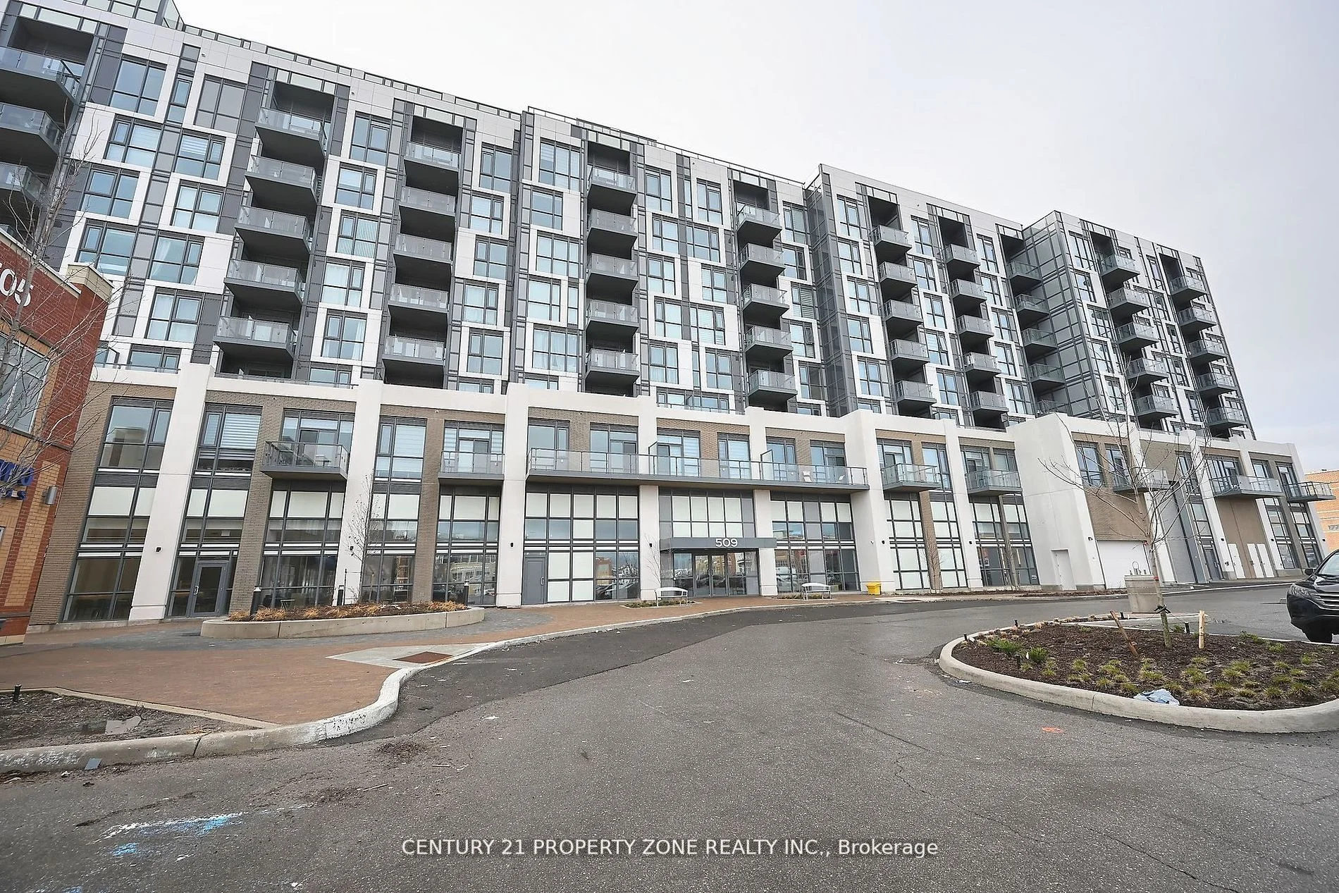 509 Dundas Street 211, Oakville, On L6m 4m2