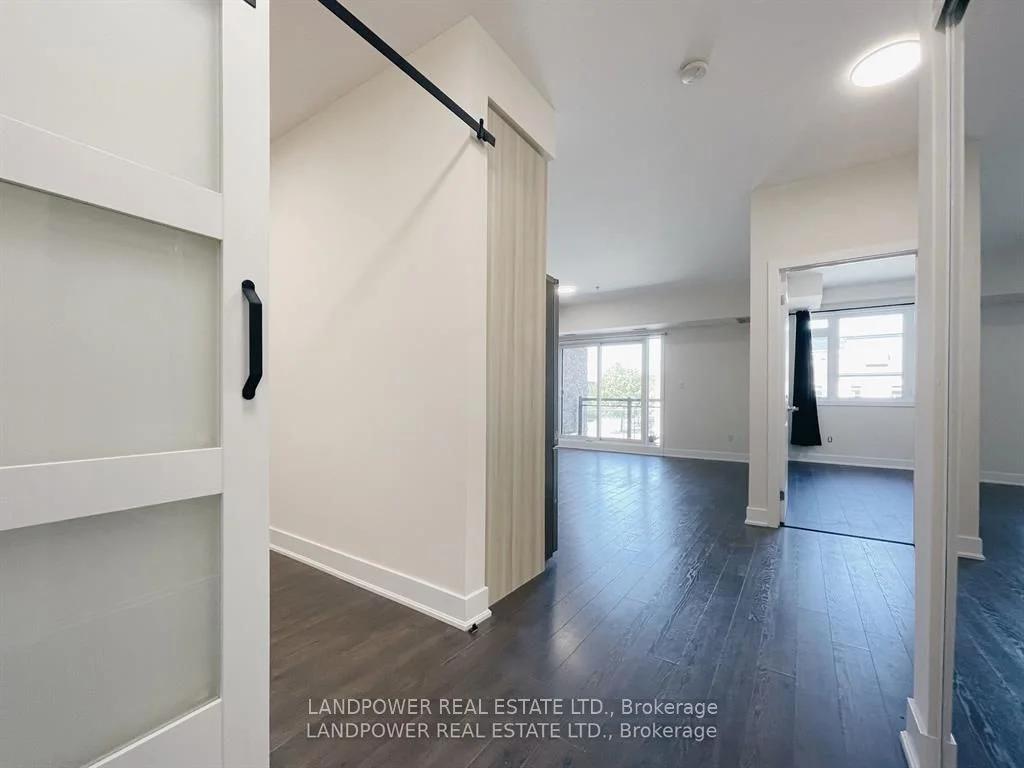 128 Garden Drive 316, Oakville, On L6k 2w5