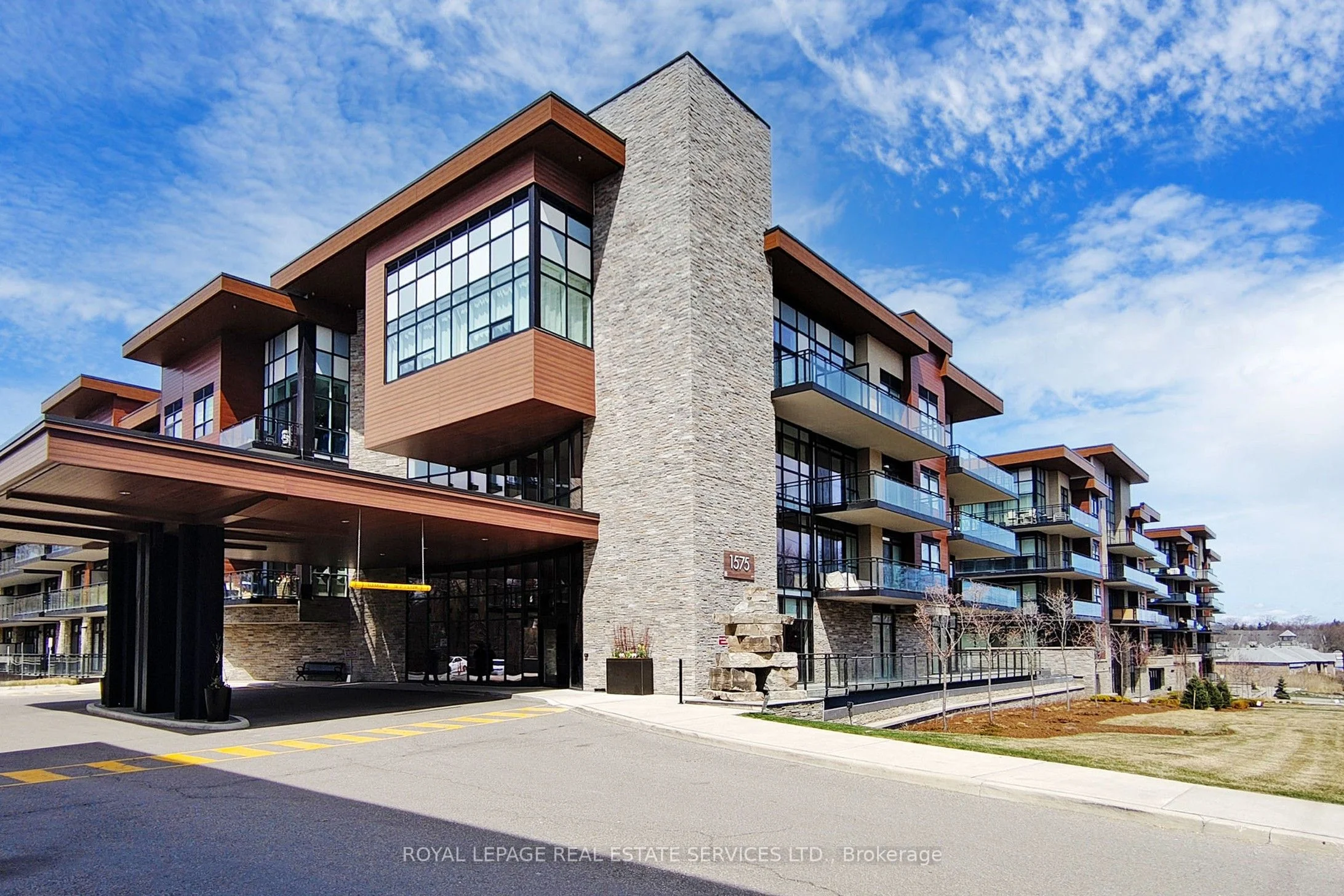 1575 Lakeshore Road W 135, Mississauga, On L5j 0b1
