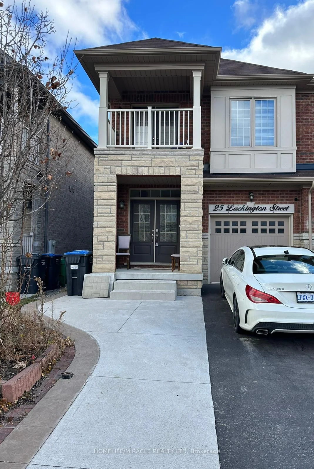 Semi-Detached in Brampton
