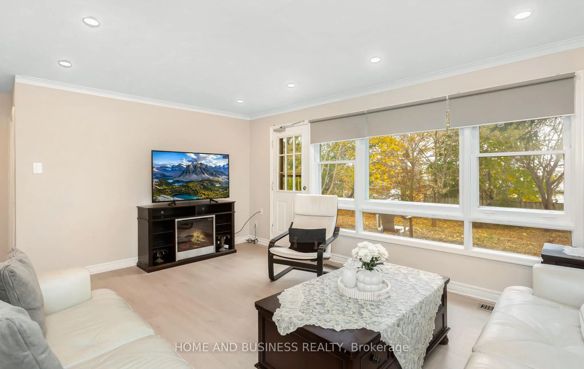 125 Vista Drive, Mississauga, On L5m 1w2