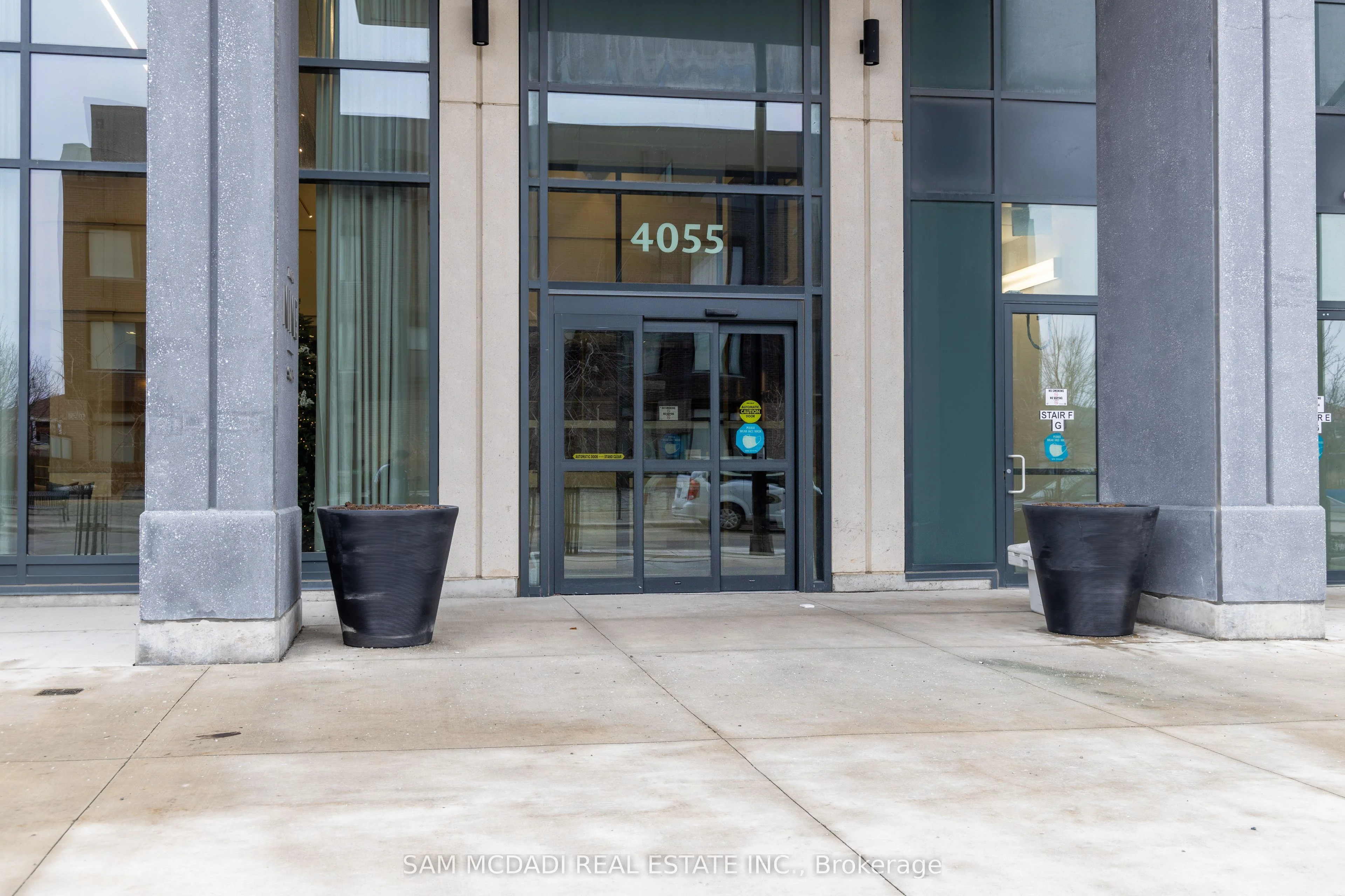 Condo Apartment in Mississauga