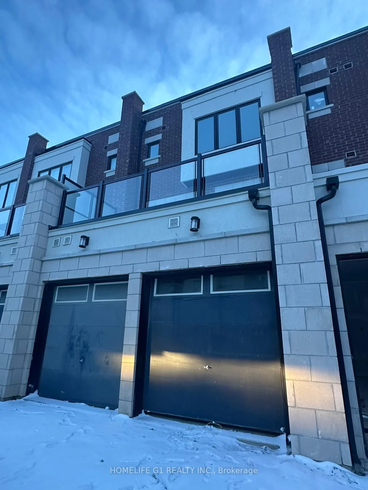 Att/Row/Townhouse in Caledon