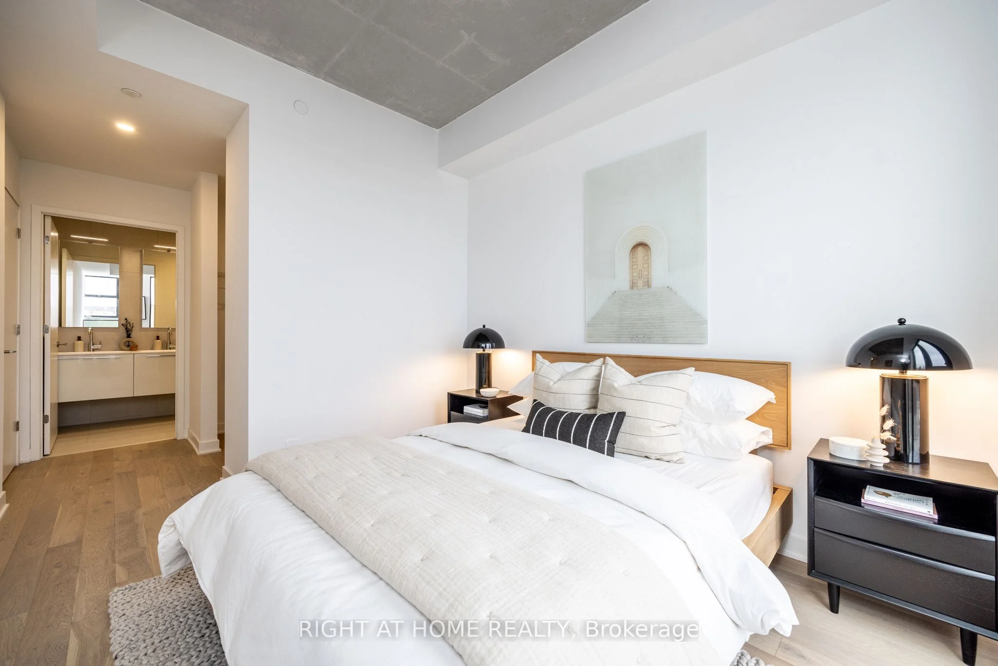 2720 Dundas Street W PH 5, Toronto W02, ON M6P 1Y2