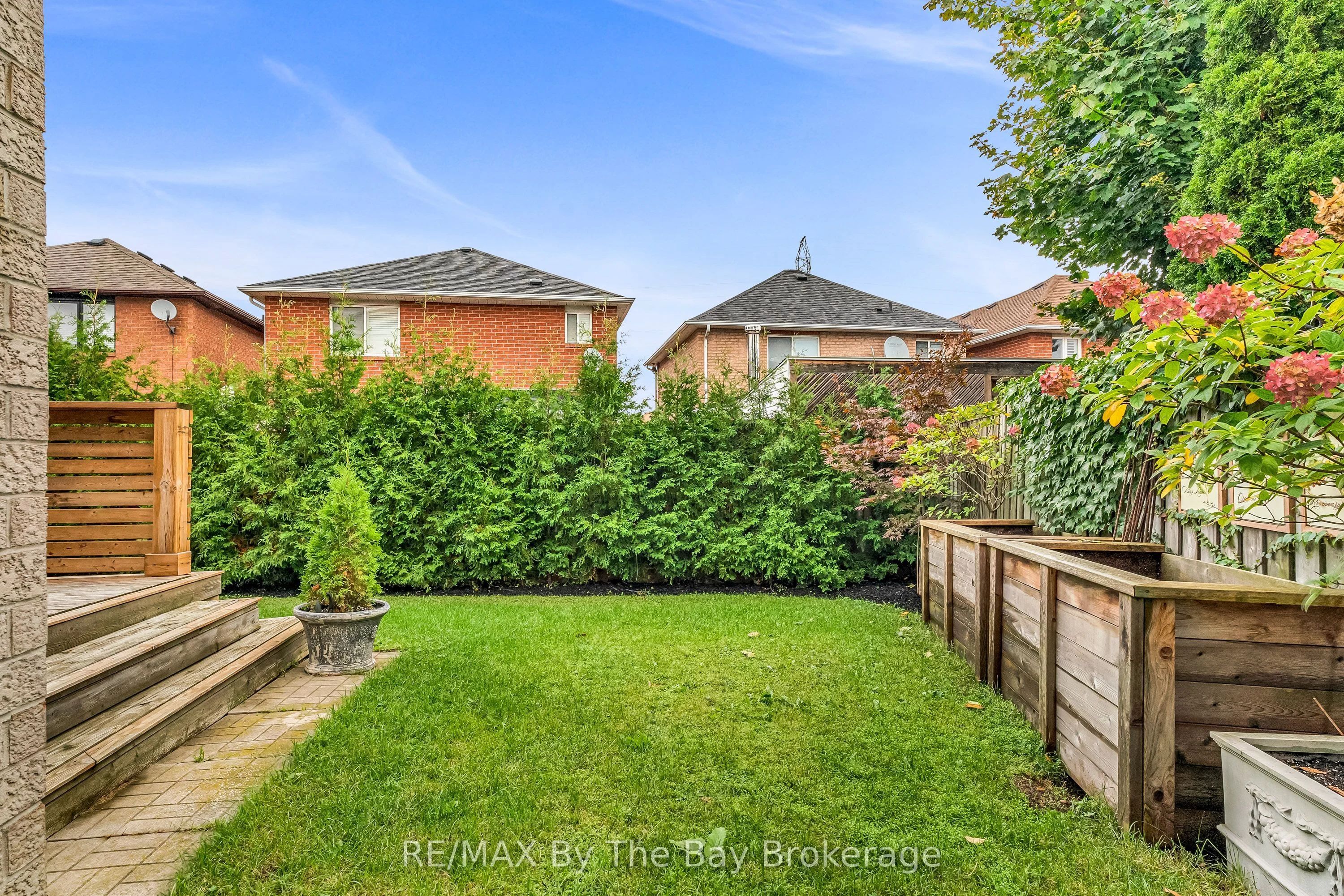 5335 COSENTINO Gardens, Mississauga, ON L4Z 3Z3