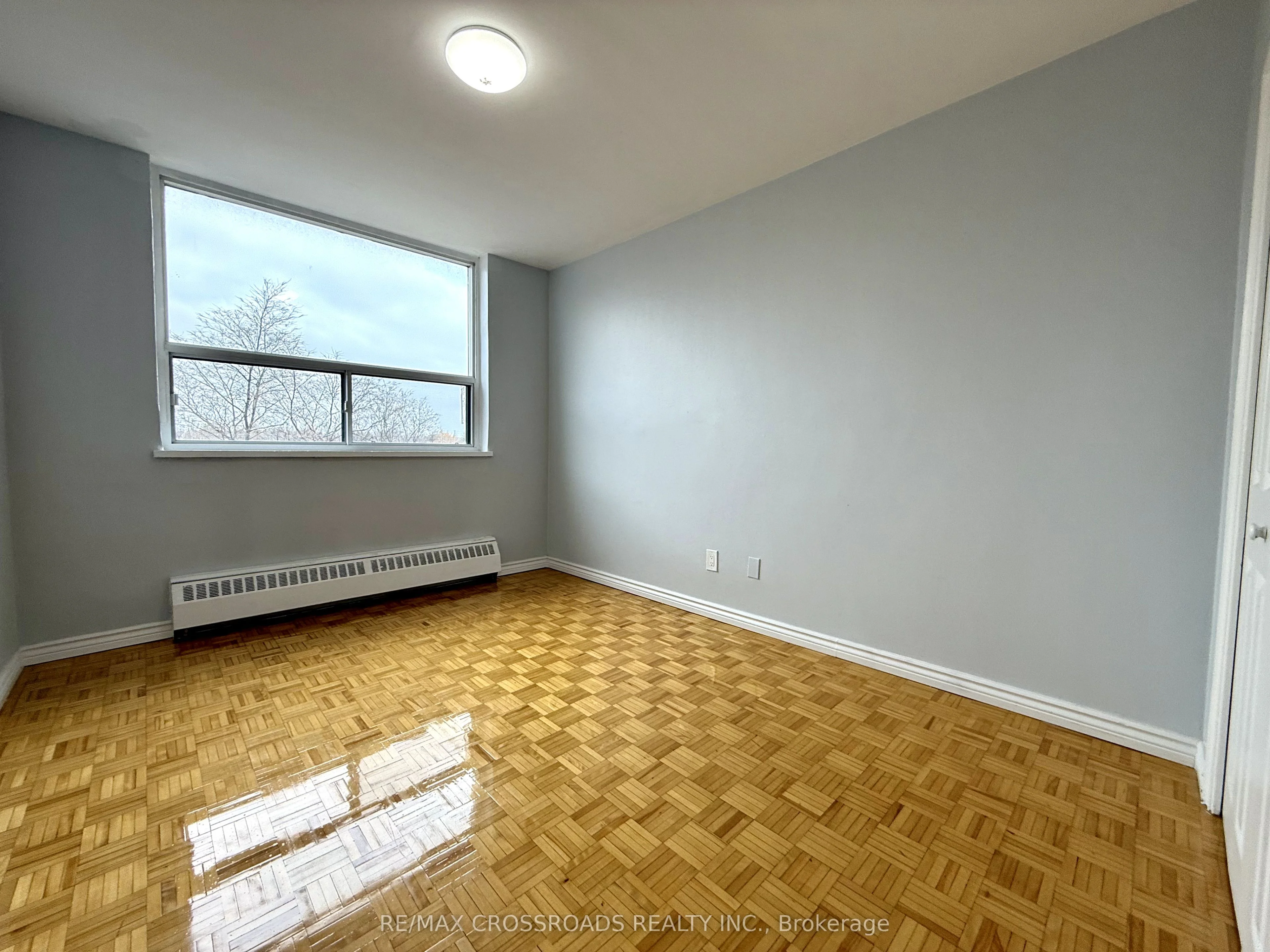 363 Lakeshore Road E 601, Mississauga, ON L5G 1H7