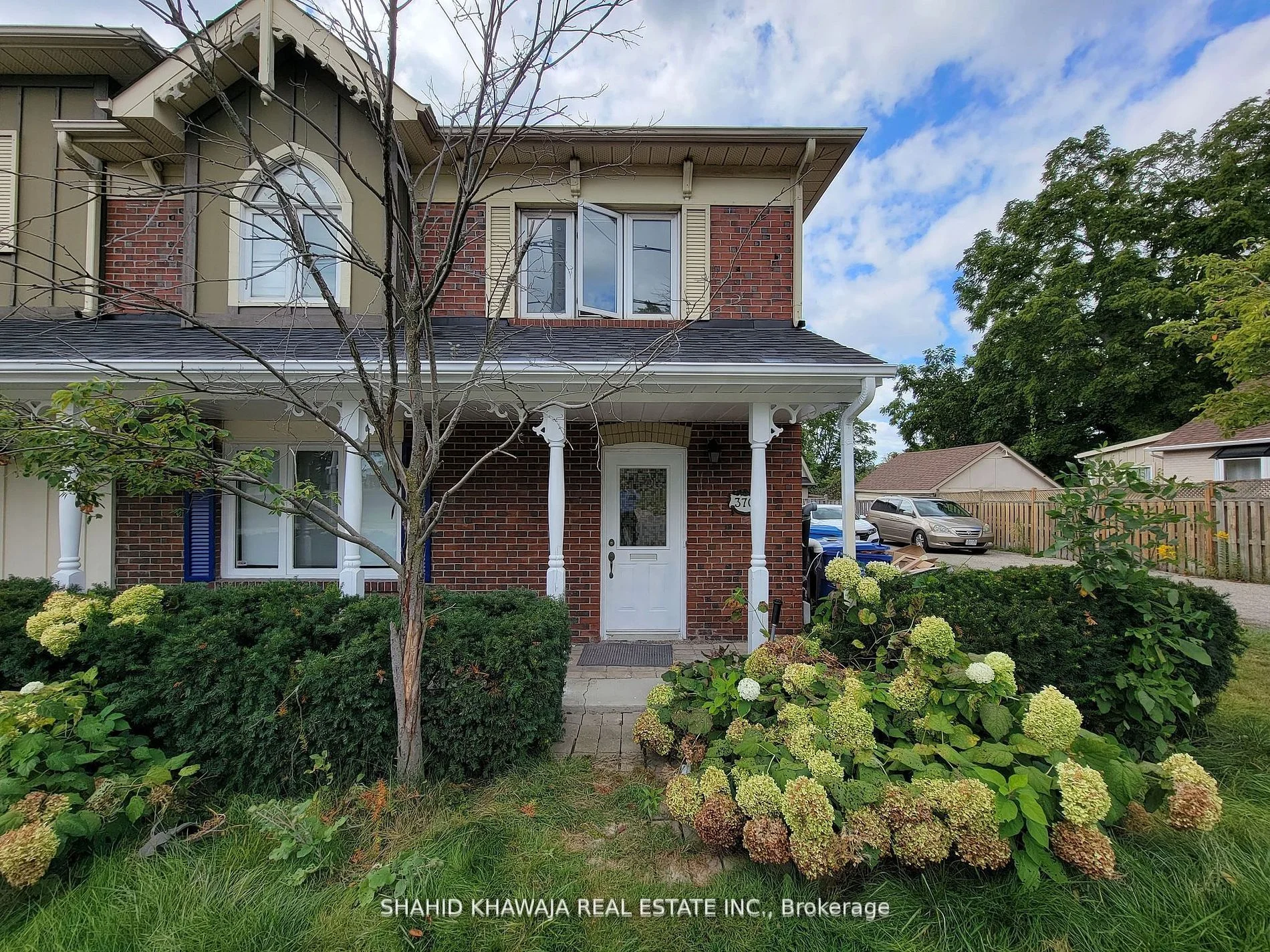370 Queen Street B, Mississauga, On L5m 1m2