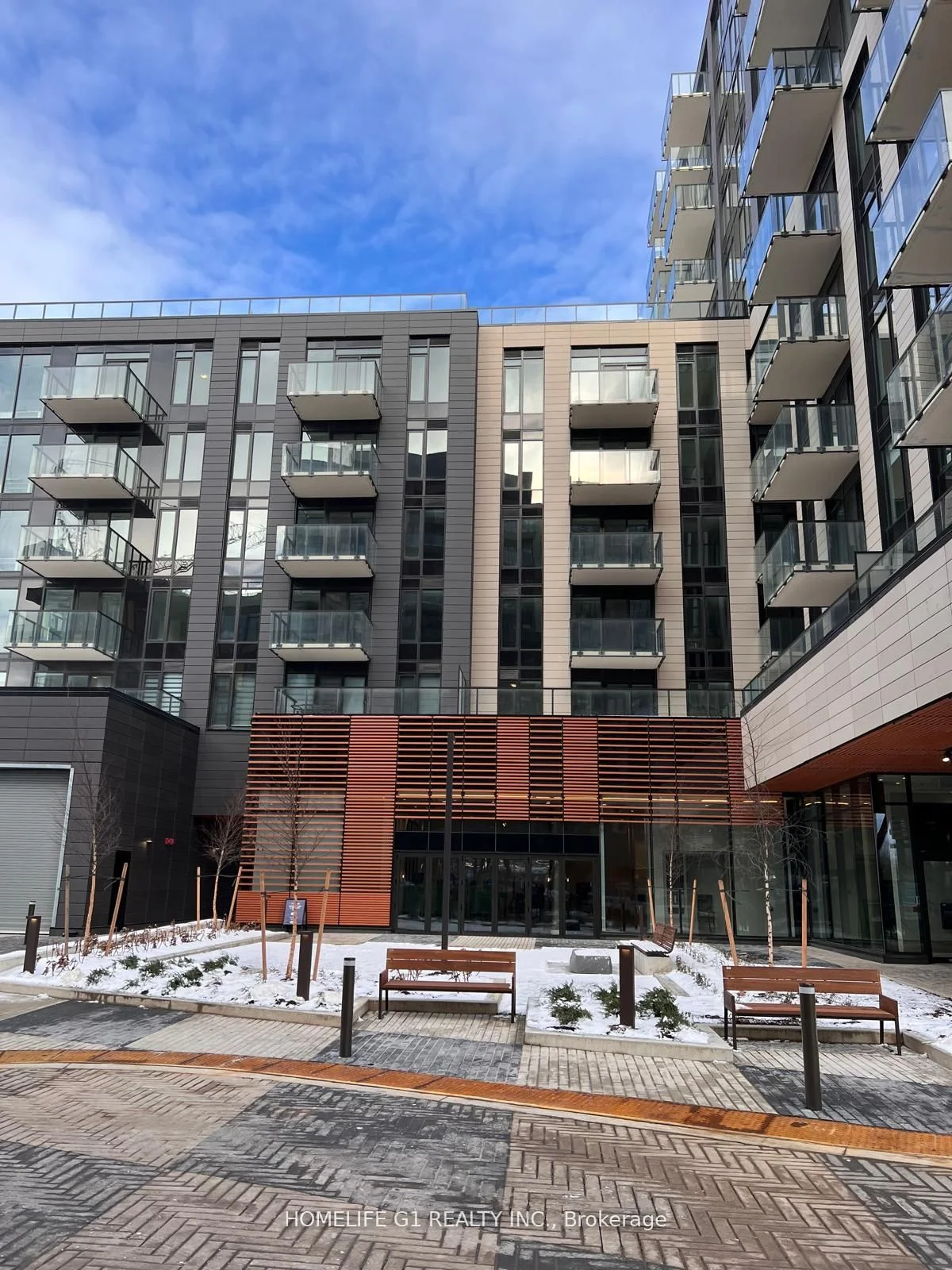 Condo Apartment in Oakville