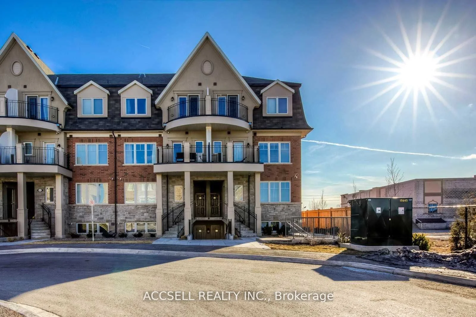 2420 Baronwood Drive 1503, Oakville, On L6m 0j7