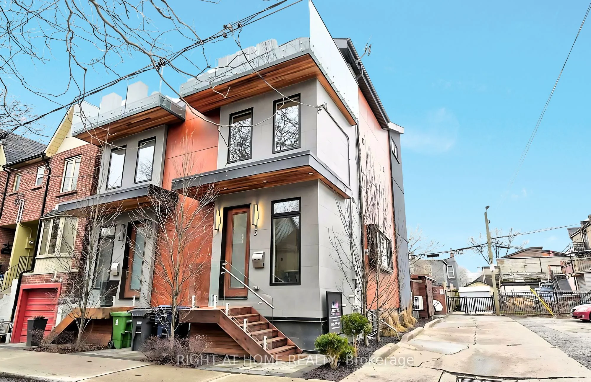 Semi-Detached in Toronto