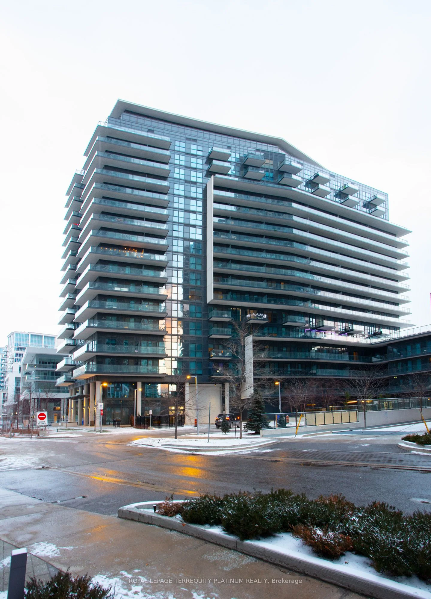 Condo Apartment in Toronto